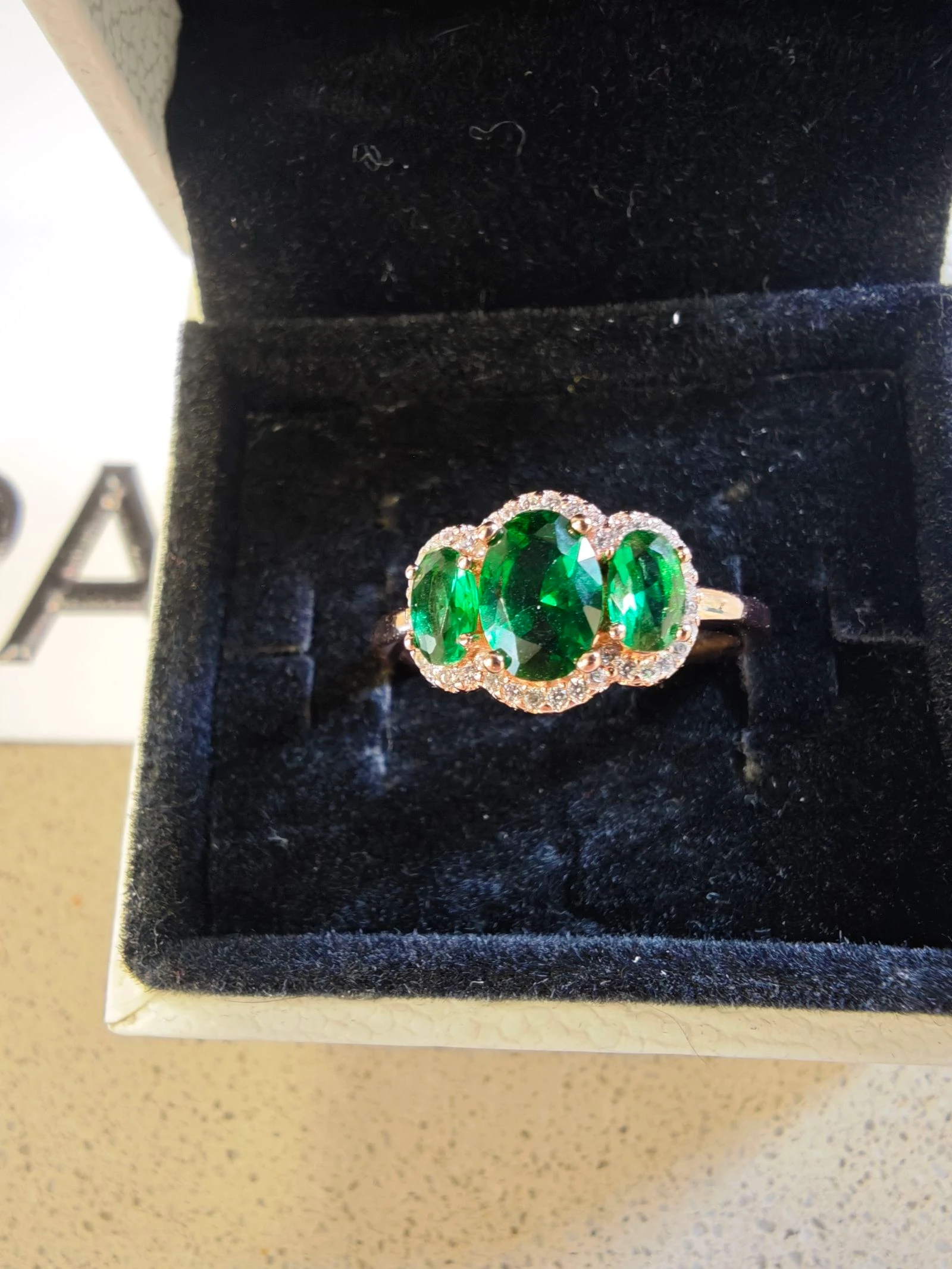 Anillo Pandora Tres Piedras Vintage 